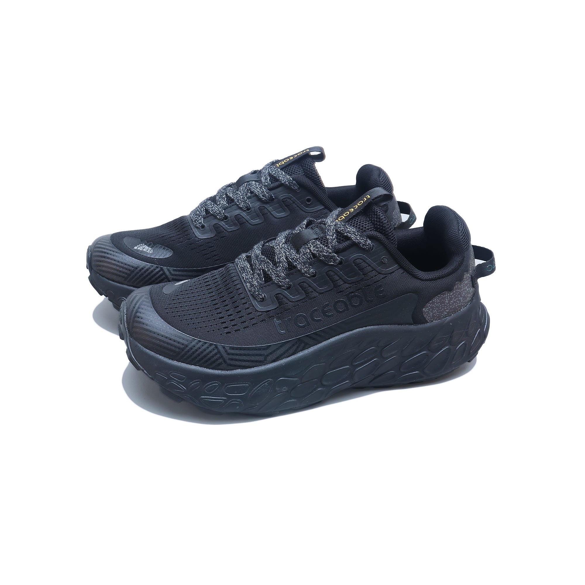 Traceable Dune Runner Dark Grey – Outsole Detail