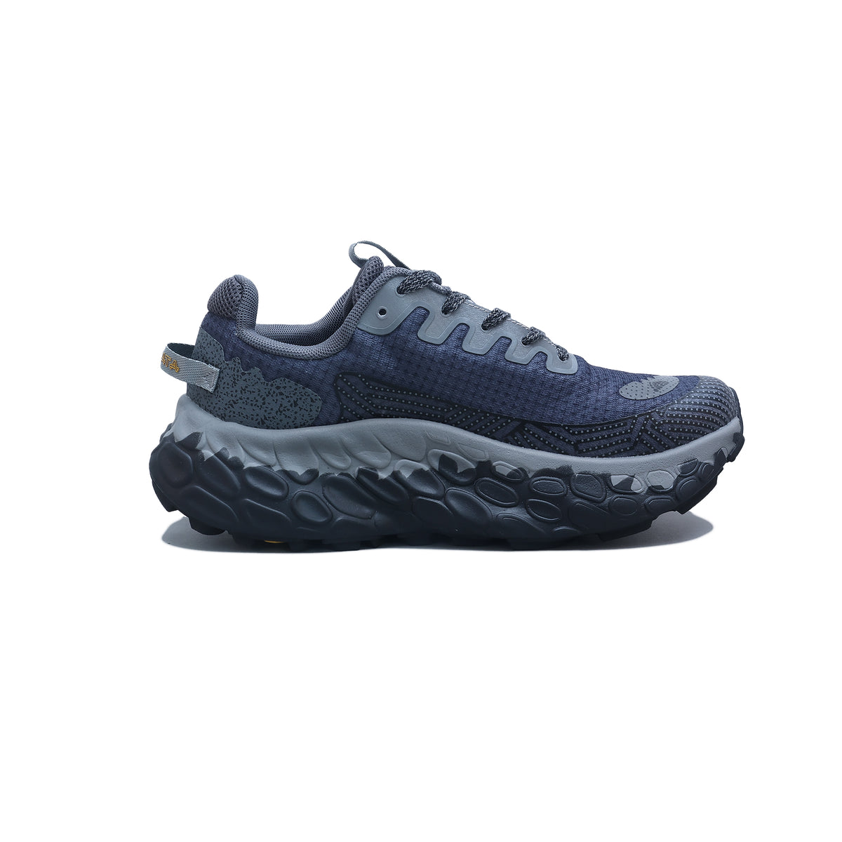 Traceable Dune Runner Black – Lateral Clean